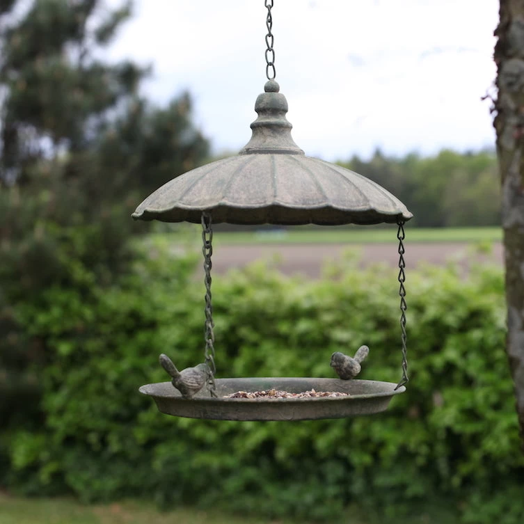 ESSCHERT DESIGN Antique Hanging Tray Bird Feeder 3 ESSCHERT DESIGN Antique Hanging Tray Bird Feeder